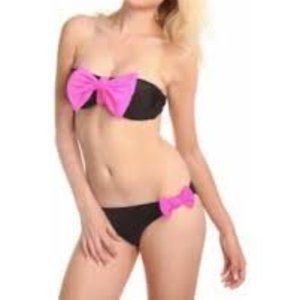 Dippin’ Daisies Bikini Set Size M